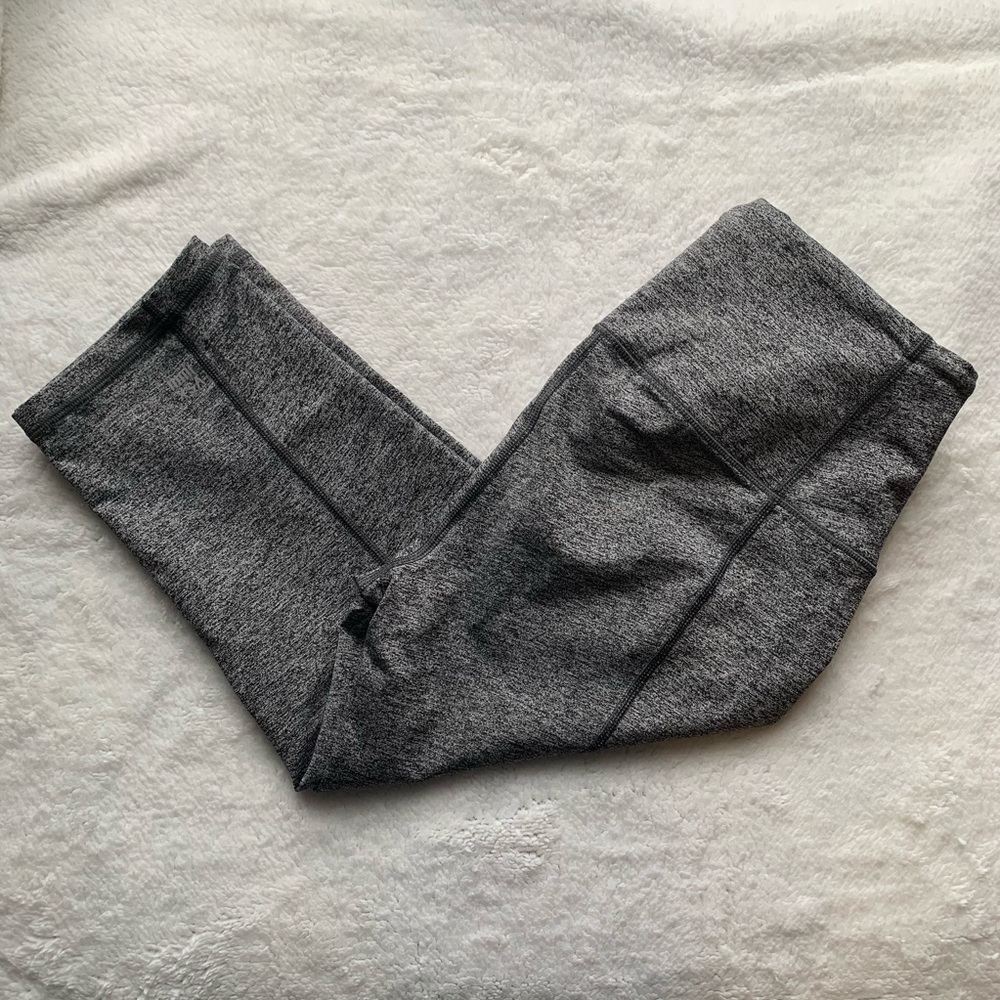 Victoria Secret Knockout Capri Pants